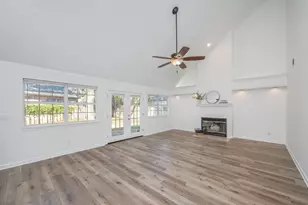 810 Boulevard of the Champions, Shalimar, FL 32579 - Photo 8