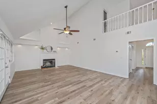 810 Boulevard of the Champions, Shalimar, FL 32579 - Photo 10