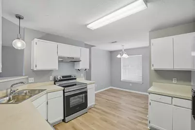 498 Rush Park Circle, Mary Esther, FL 32569 - Photo 8