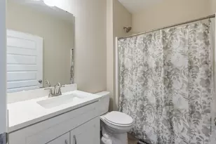 129 Laurel Oaks Dr, Freeport, FL 32439 - Photo 16