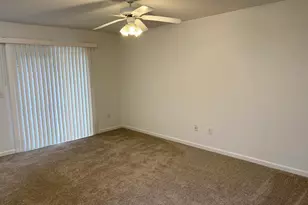 27 NW Baywood Ct NW, Fort Walton Beach, FL 32548 - Photo 2