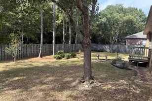 82 Camellia Ct, Freeport, FL 32439 - Photo 6