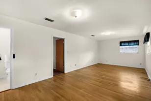 1202 NE Beachview Dr NE, Fort Walton Beach, FL 32547 - Photo 24