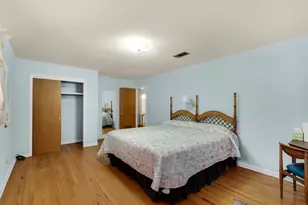 1202 NE Beachview Dr NE, Fort Walton Beach, FL 32547 - Photo 16