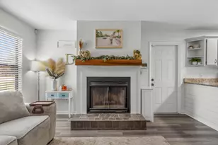 6845 Avenida De Galvez, Navarre, FL 32566 - Photo 6