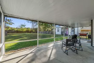 6845 Avenida De Galvez, Navarre, FL 32566 - Photo 28