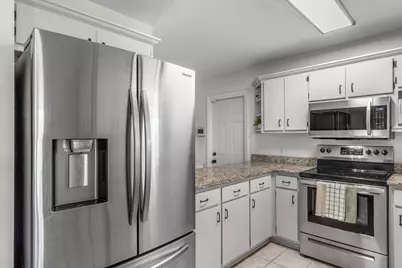 6845 Avenida De Galvez, Navarre, FL 32566 - Photo 10