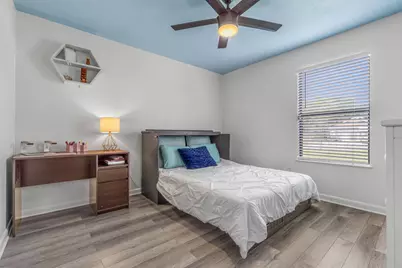 6845 Avenida De Galvez, Navarre, FL 32566 - Photo 16