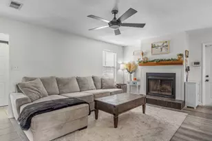 6845 Avenida De Galvez, Navarre, FL 32566 - Photo 4