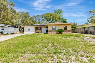 139 NW Jet Dr NW, Fort Walton Beach, FL 32548 - Photo 4