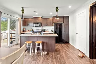 834 Paradise Island Dr, Defuniak Springs, FL 32433 - Photo 14