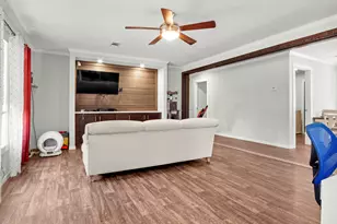 834 Paradise Island Dr, Defuniak Springs, FL 32433 - Photo 10