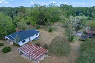 137 Parker Ln, Laurel Hill, FL 32567 - Photo 36