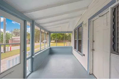 346 Crescent Drive, Defuniak Springs, FL 32435 - Photo 6