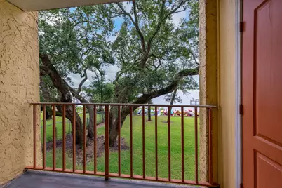 209 W Miracle Strip Parkway Parkway W #G201, Mary Esther, FL 32569 - Photo 8