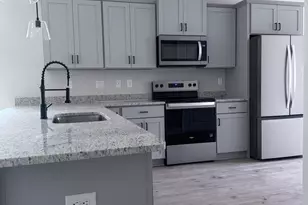 1460 Pine St, Niceville, FL 32578 - Photo 4