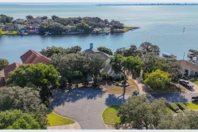 777 Boulevard Of The Champions, Shalimar, FL 32579 - Photo 18