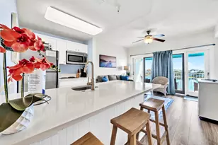 114 Carillon Market St, Panama City Beach, FL 32413 - Photo 10