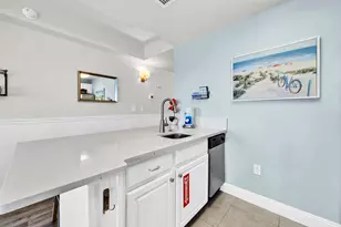 114 Carillon Market St, Panama City Beach, FL 32413 - Photo 12