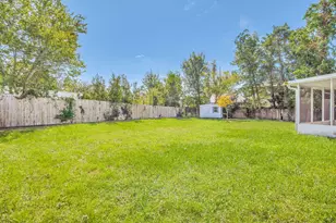 352 Brookwood Blvd, Mary Esther, FL 32569 - Photo 54