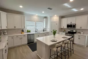 2735 Louis Circle, Crestview, FL 32536 - Photo 2