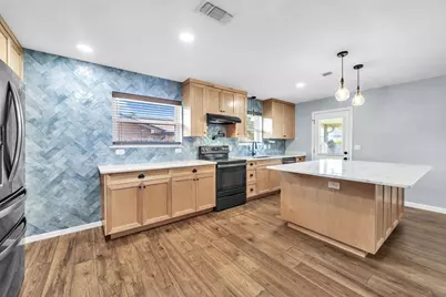 2005 Plumosa Palm Drive, Niceville, FL 32578 - Photo 12