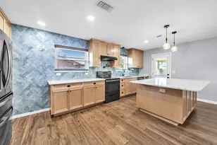 2005 Plumosa Palm Dr, Niceville, FL 32578 - Photo 12