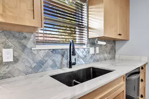 2005 Plumosa Palm Dr, Niceville, FL 32578 - Photo 16