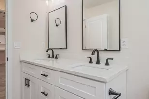 151 N Booker Street N, Crestview, FL 32536 - Photo 36