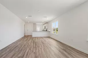 226 Huckleberry St, Freeport, FL 32439 - Photo 4