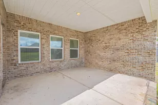 1126 Valor Walk Walk, Crestview, FL 32539 - Photo 12