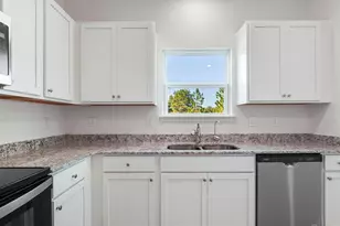 93 Arrowwood Blvd, Freeport, FL 32439 - Photo 12