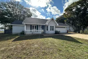 519 White Oak Ln, Crestview, FL 32539 - Photo 2