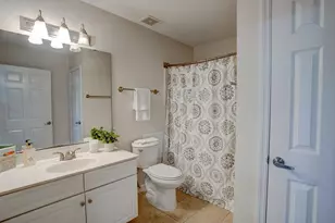 4270 Calinda Ln, Niceville, FL 32578 - Photo 10