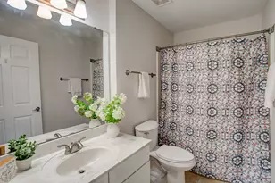 4270 Calinda Ln, Niceville, FL 32578 - Photo 14