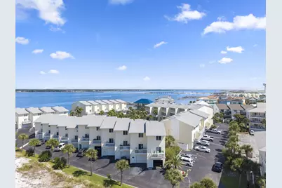 1440 Paradise Point Drive #UNIT 21, Navarre, FL 32566 - Photo 12