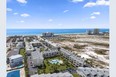 1440 Paradise Point Drive #UNIT 21, Navarre, FL 32566 - Photo 8