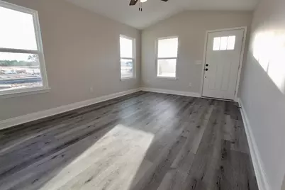 5435 Bayleaf Drive, Crestview, FL 32539 - Photo 8