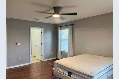9866 Parker Lake Circle, Navarre, FL 32566 - Photo 16
