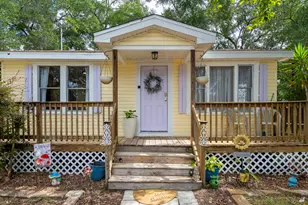 815 Oakridge Rd, Fort Walton Beach, FL 32547 - Photo 2