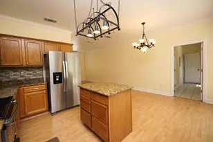 703 Cypress St, Niceville, FL 32578 - Photo 10