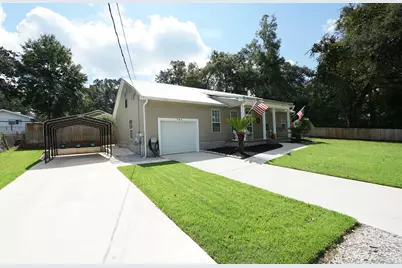 703 Cypress Street, Niceville, FL 32578 - Photo 2
