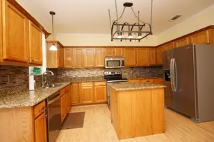 703 Cypress St, Niceville, FL 32578 - Photo 12