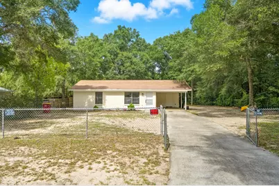 102 Grimes Avenue, Crestview, FL 32536 - Photo 1