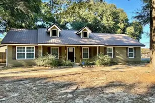 202 Brittany Ln, Crestview, FL 32536 - Photo 1