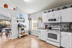 9749 Leeward Way, Navarre, FL 32566 - Photo 8