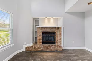 422 NW Village Ct NW, Fort Walton Beach, FL 32548 - Photo 6