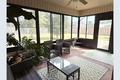 2252 Prytania Circle, Navarre, FL 32566 - Photo 20