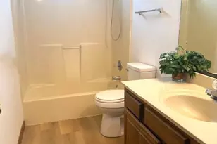 2252 Prytania Cir, Navarre, FL 32566 - Photo 18