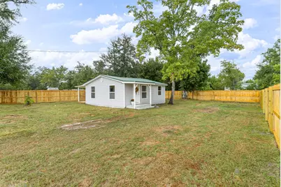 3733 E 9th Street E, Panama City, FL 32401 - Photo 6